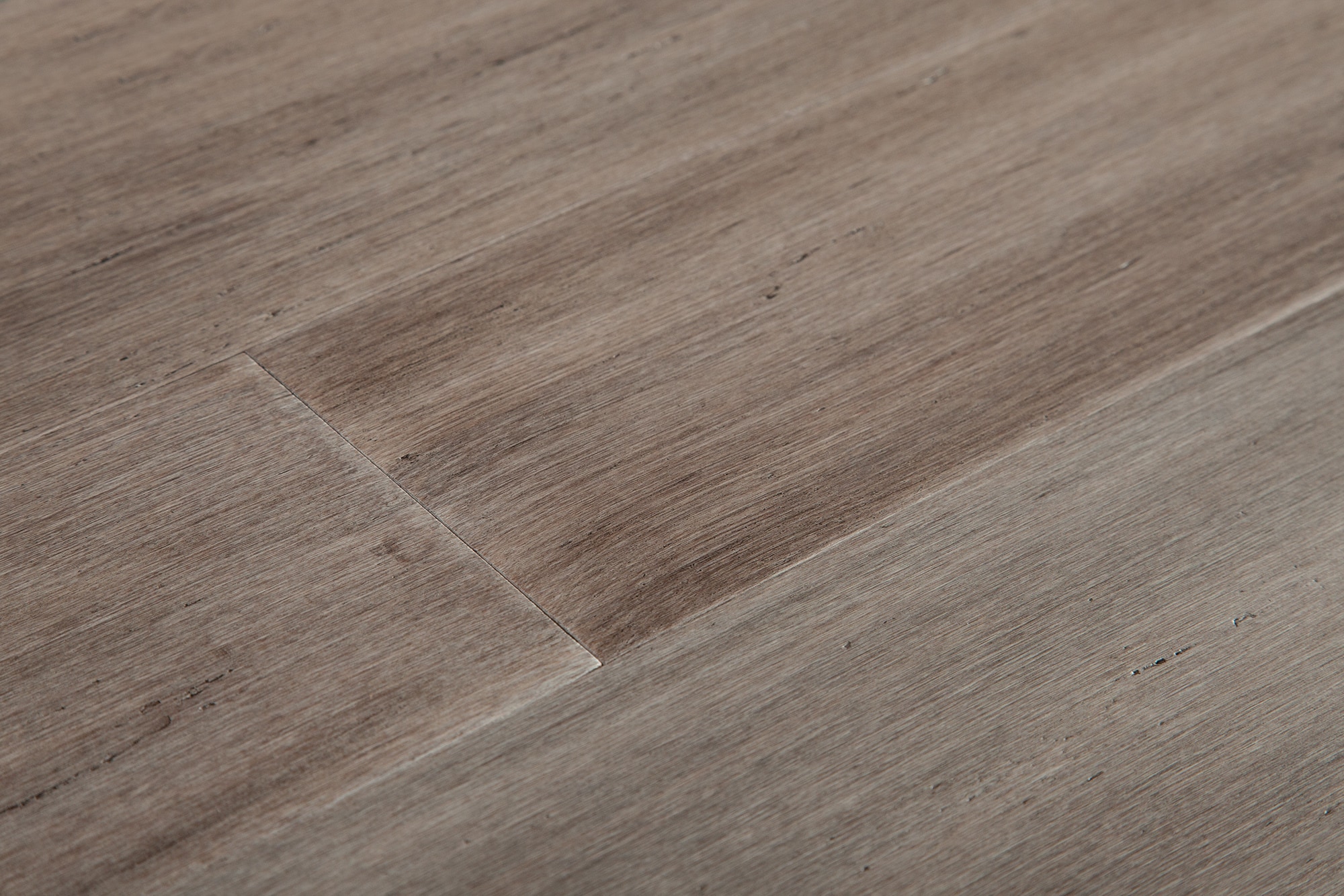 Free Samples Yanchi 10mm Handscraped T G Solid Strand Woven