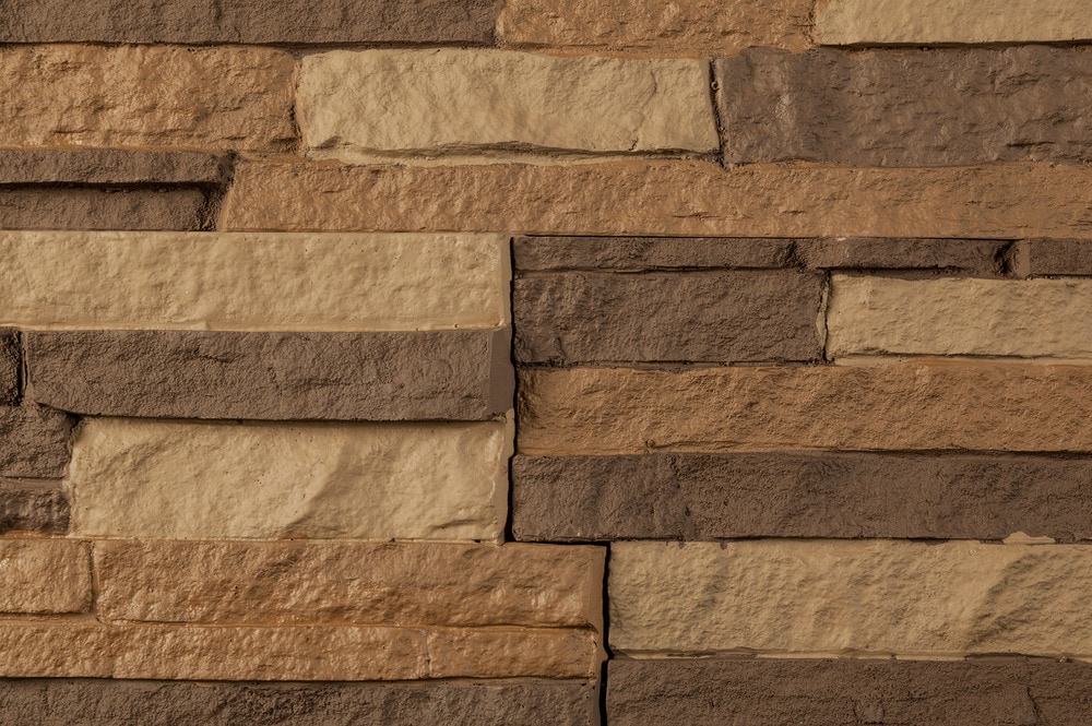 StoneWorks StoneWorks Faux Stone Siding Stacked Stone Toffee / 18.15