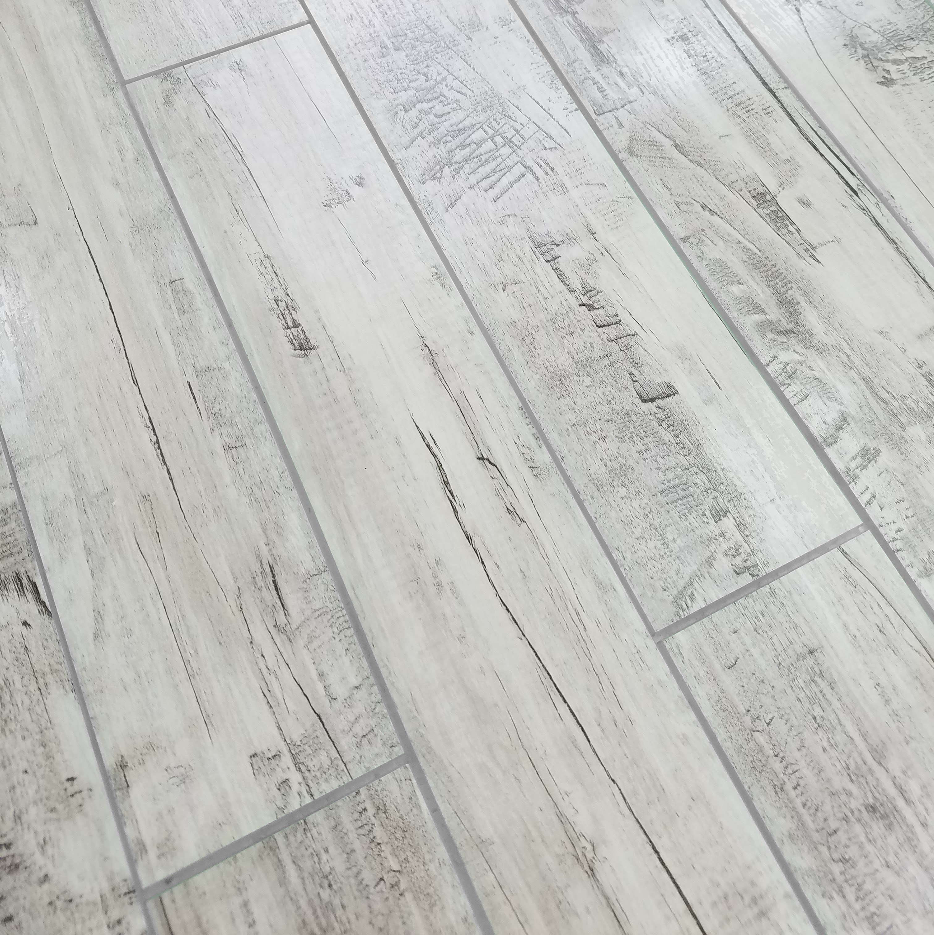 Peel and Stick Birchwood Gray Straight Edge Glossy / 3"x16" / Flat Nature Collection 0