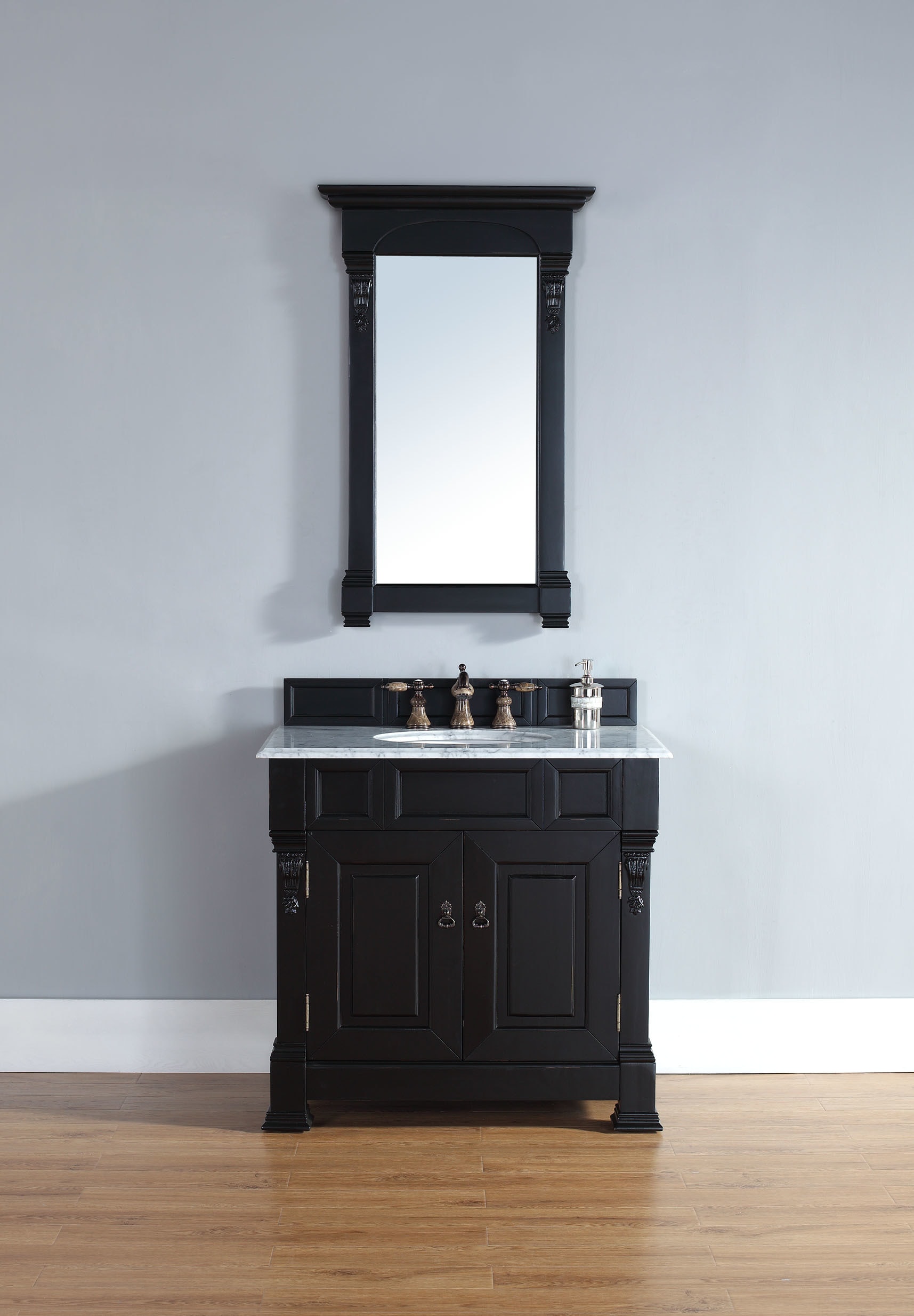 Transitional, Traditional, Single / 36 / 2CM Santa Cecilia Granite / Antique Black Brookfield Collection 0