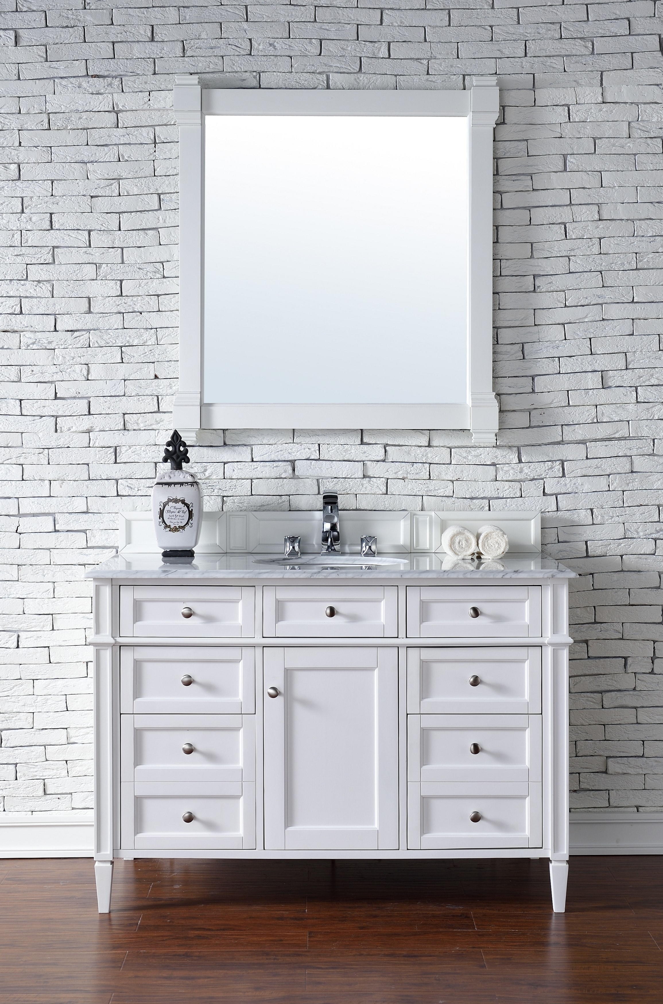 Transitional, Traditional / 48 / Santa Cecilia Granite / Cottage White Brittany Collection 0