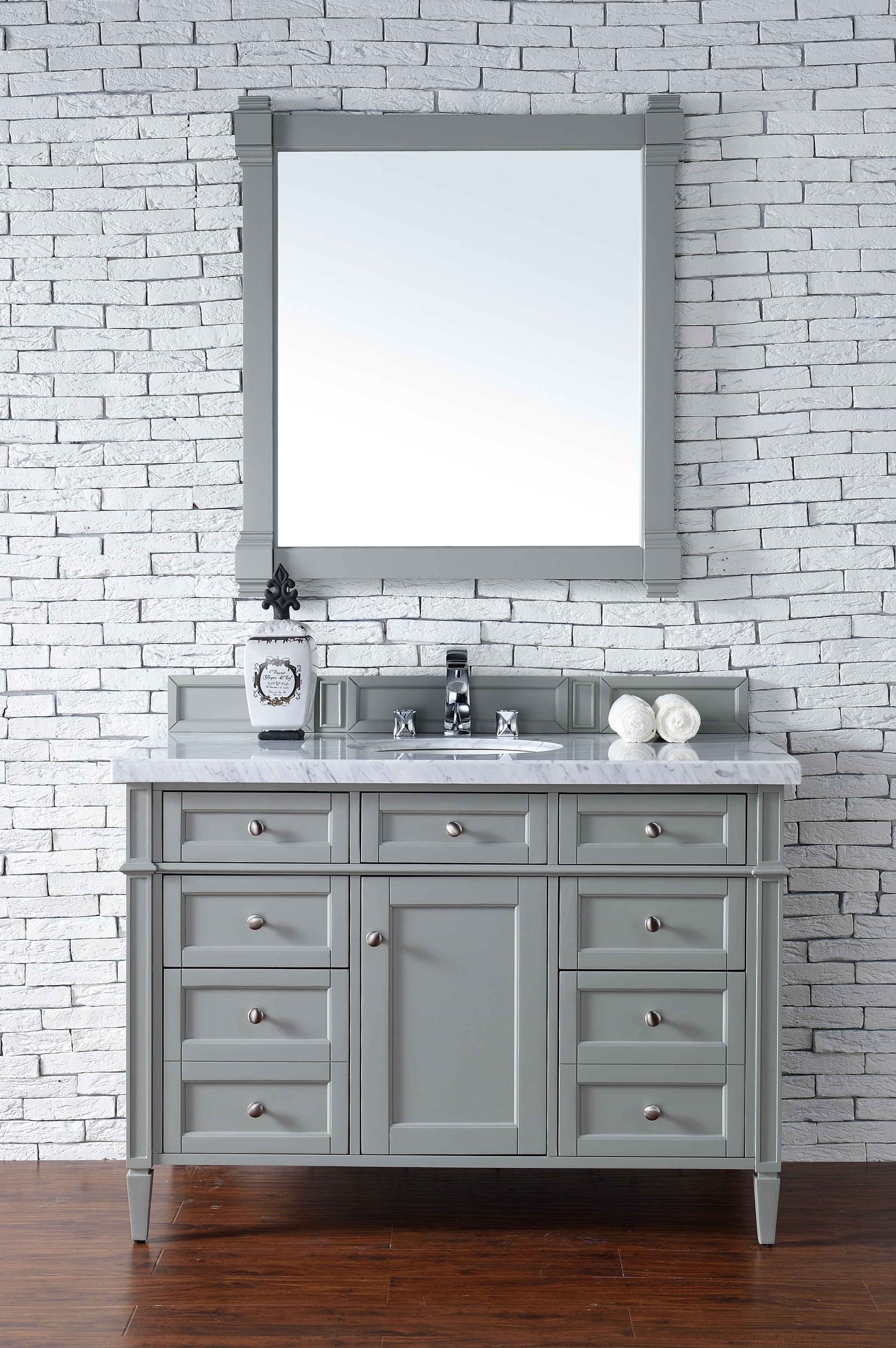 Transitional, Traditional / 48 / Shadow Gray Quartz / Urban Gray Brittany Collection 0