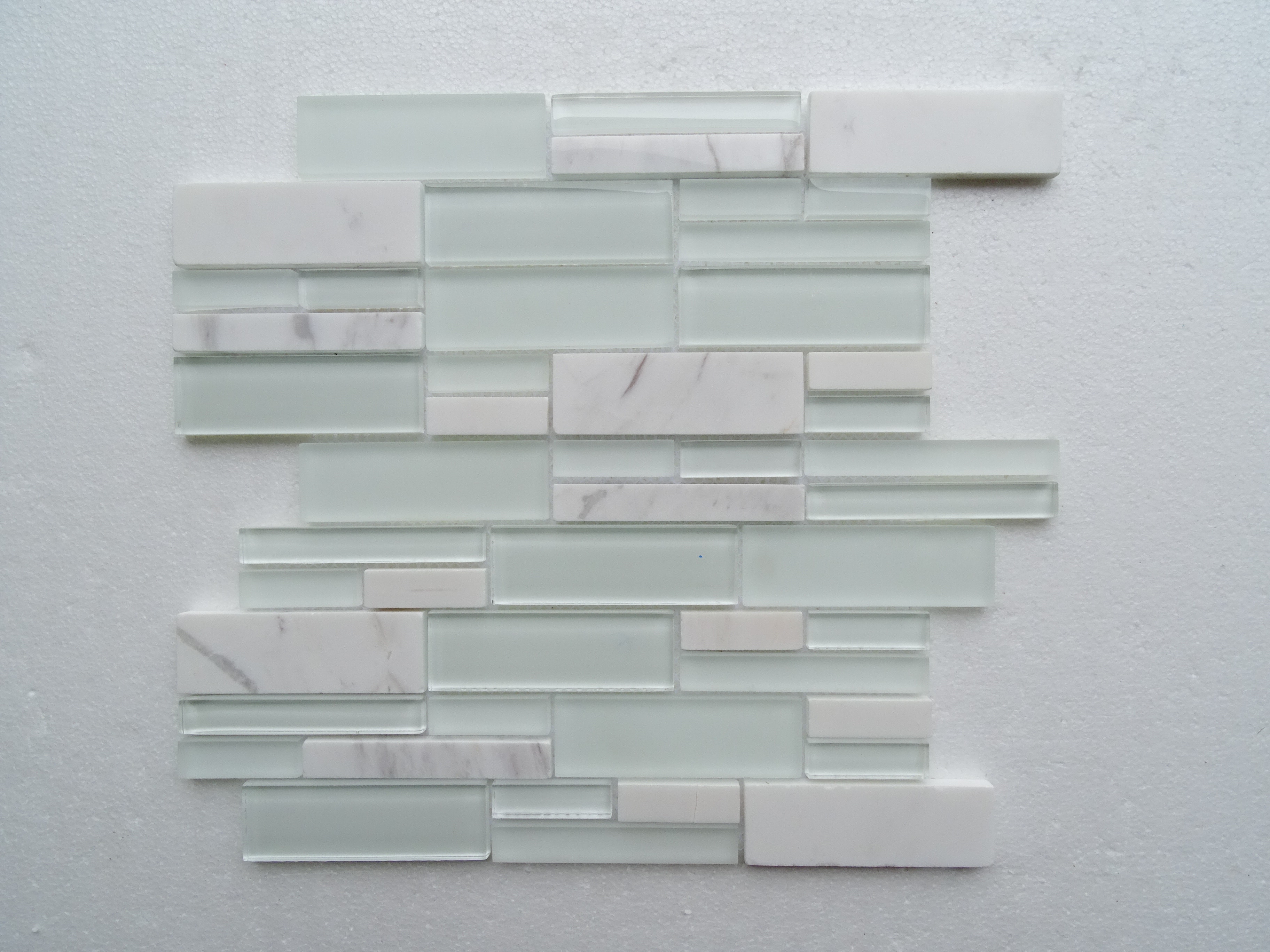 White Marble / 13.75"x12"x8mm Subway Series 0