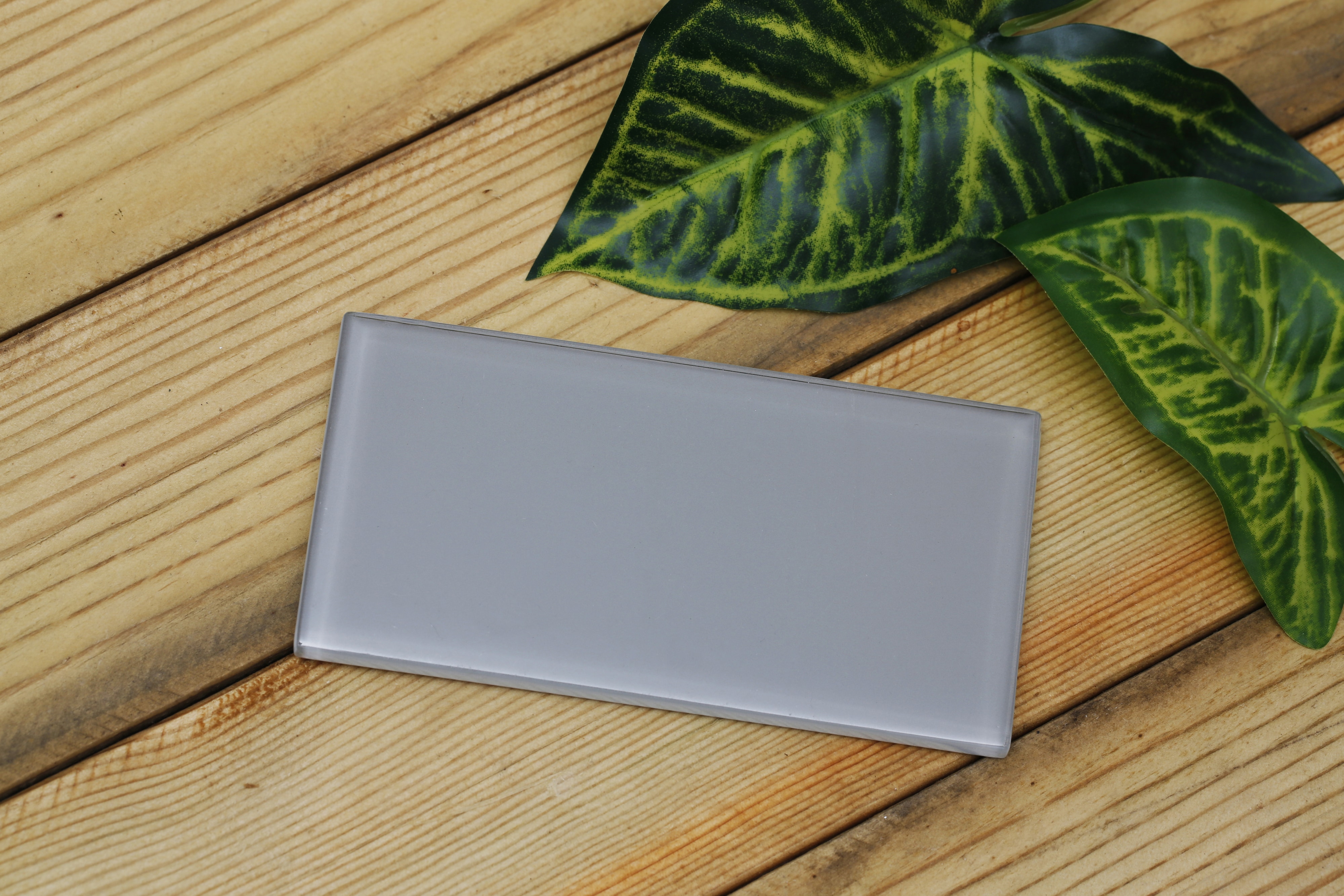 Light beige / 3 in. x 6 in. x 0.33 in. Subway Glass Tile 0