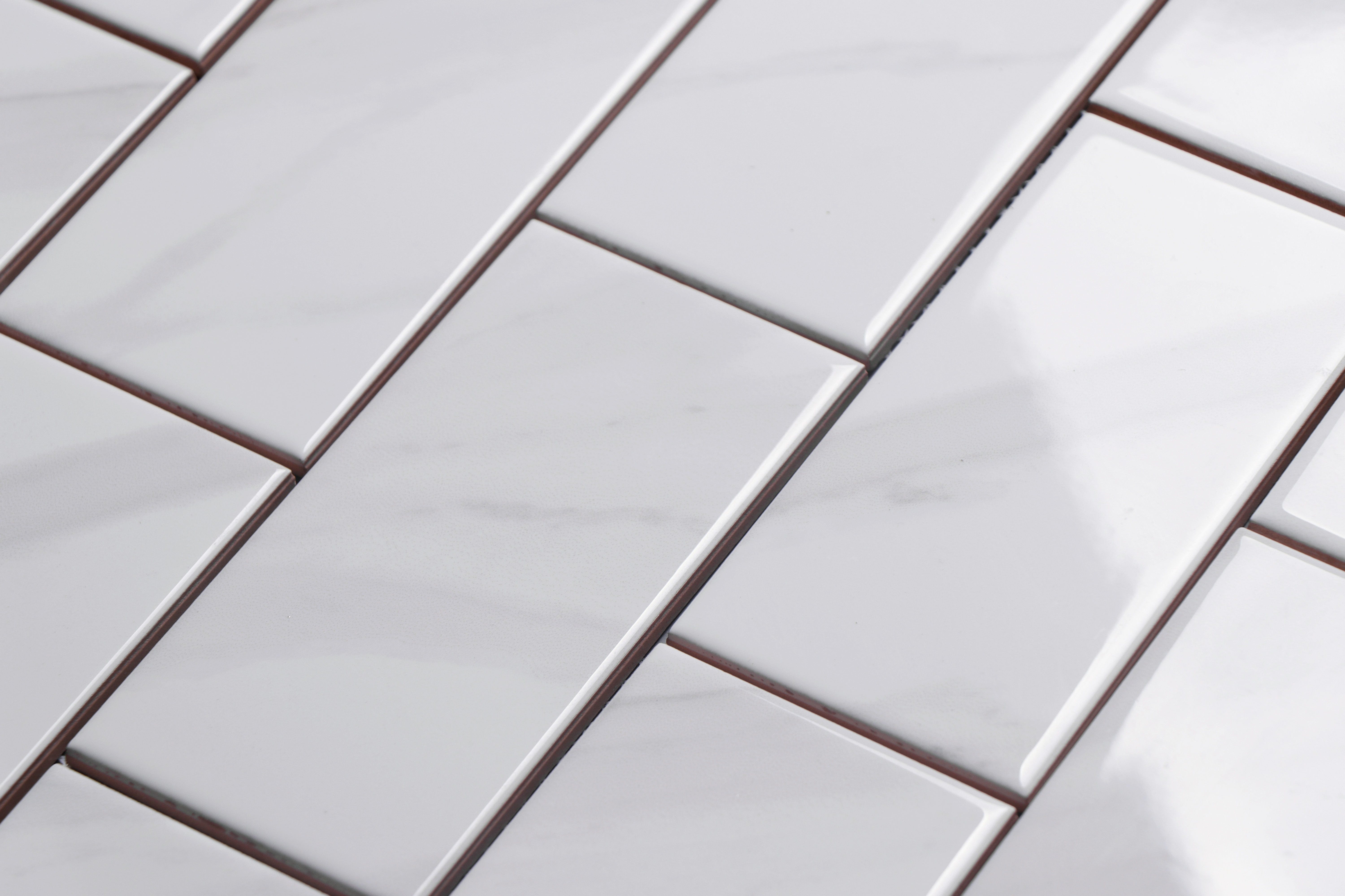 Ceramic Subway Tile / 3 x 6 x 0.25 inches / Glossy 3" X 6" Ceramic Tile In Glossy Carrara Effect 0