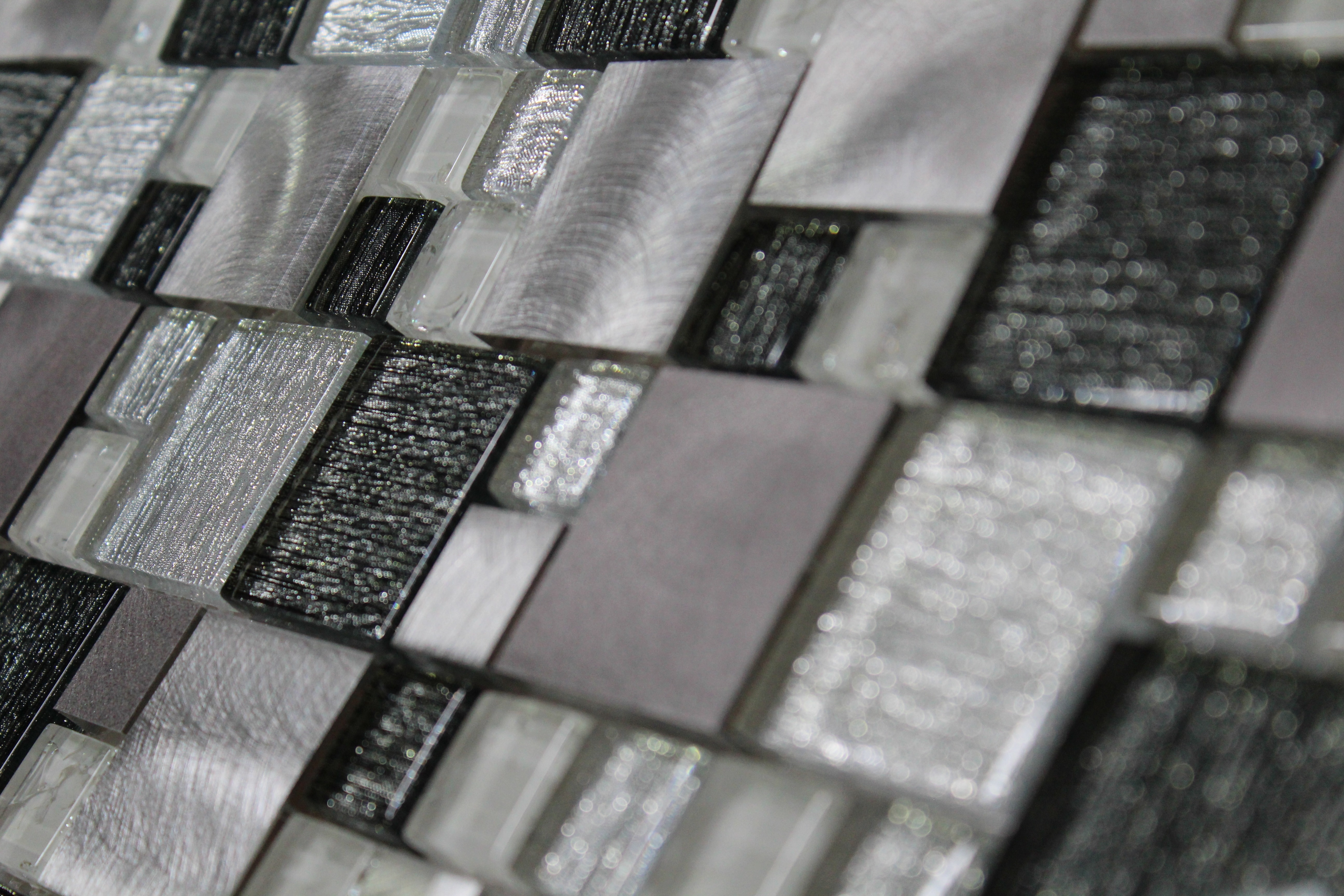 Glass Mosaic / 12 x 12 x 0.31 inches / Glossy Random Sized Square Glass & Aluminum Mosaic Tile White, Gray & Black 0